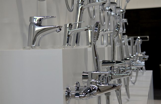 Dubat-salles_de_bains-robinetterie